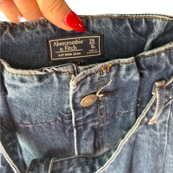 Abercrombie & Fitch Blue Straight Leg Jeans Mom Jean Paperbag - Picture 6 of 6